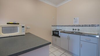 Cairns Holiday Lodge