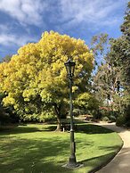 Commodore Motor Inn Albury