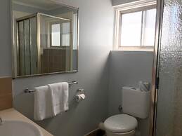 Commodore Motor Inn Albury