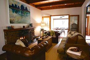 Braeside Mt Macedon Country Retreat & Bed & Breakfast