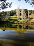 Braeside Mt Macedon Country Retreat & Bed & Breakfast