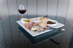 Auckland Country Cottages