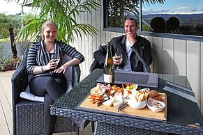 Auckland Country Cottages