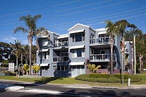 Mollymook Cove Apartments