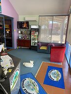 Paddle Steamer Motel