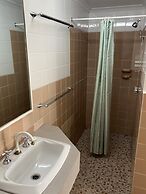 Paddle Steamer Motel