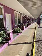 Paddle Steamer Motel