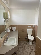 Paddle Steamer Motel