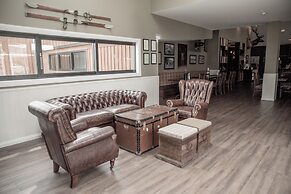 Harvest Hotel