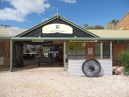 Mountain View Motor Inn & Holiday Lodges