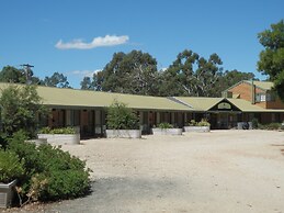 Mountain View Motor Inn & Holiday Lodges