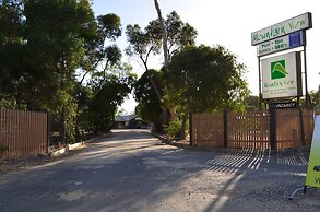 Mountain View Motor Inn & Holiday Lodges