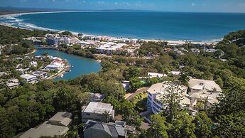 The Lookout Resort
