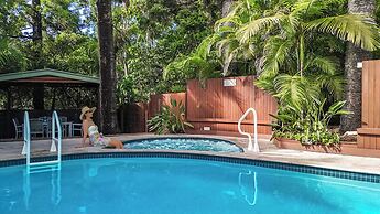 The Lookout Resort
