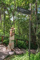 The Lookout Resort