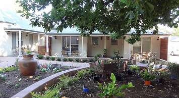 Hahndorf Oak Tree Cottages