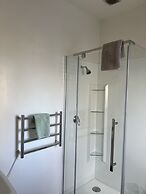 On Top Apartments & Hostel Backpackers