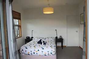 On Top Apartments & Hostel Backpackers