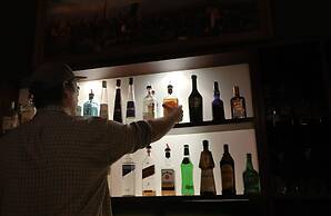 On Top Apartments & Hostel Backpackers