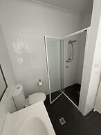 Hamilton's Henry Parkes Motor Inn, Parkes