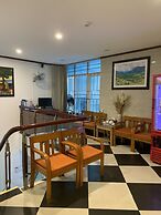 A25 Hotel - Doi Can 2