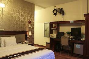 A25 Hotel - 67 Nguyen Truong To