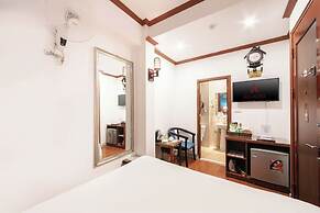 A25 Hotel - 26 Hang Non