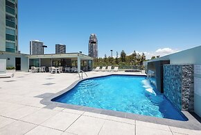 The Waterford on Main Beach