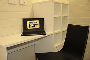 Kangaroo Inn - Hostel