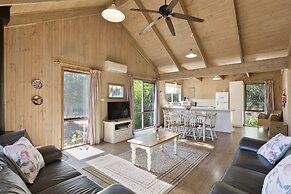 Freshwater Creek Cottages and Farm Stay