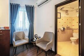 A25 Hotel - Doi Can 1