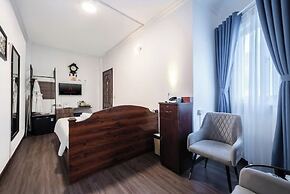 A25 Hotel - Doi Can 1