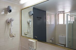 Comfort Inn Shearing Shed