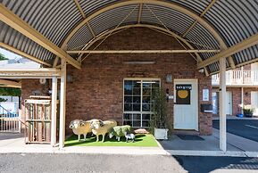 Comfort Inn Shearing Shed