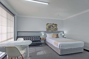 Comfort Inn Shearing Shed