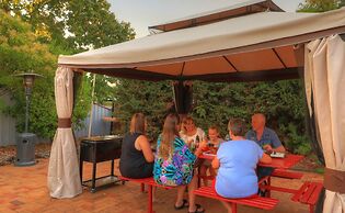 Comfort Inn Shearing Shed