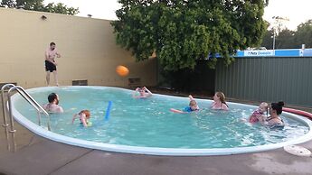 Millers Cottage Motel