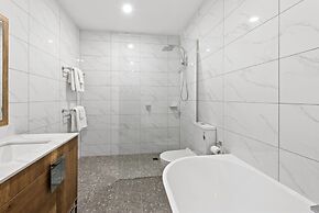 Sanctuary Inn on Westernport