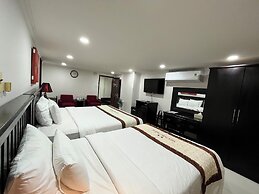 Vien Dong Hotel Phu My Hung