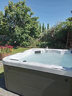 Blue Ridge Studios and Bed & Breakfast