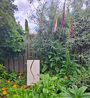 Blue Ridge Studios and Bed & Breakfast