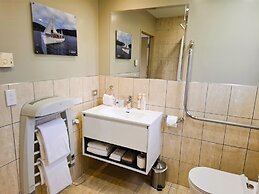 Blue Ridge Studios and Bed & Breakfast