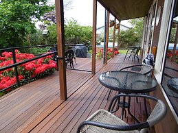 Blue Ridge Studios and Bed & Breakfast