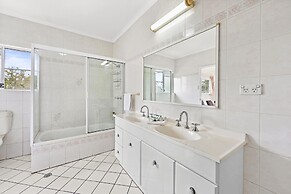 Koala Court Holiday Apartments