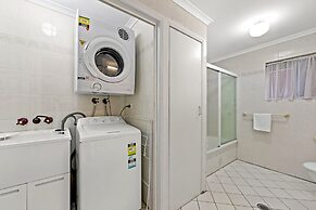 Koala Court Holiday Apartments