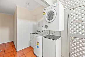 Koala Court Holiday Apartments
