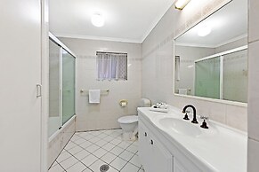 Koala Court Holiday Apartments