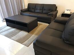 Brunsfield Embassyview Condosuite