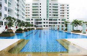 Brunsfield Embassyview Condosuite