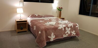 Waiuku Lodge Motel